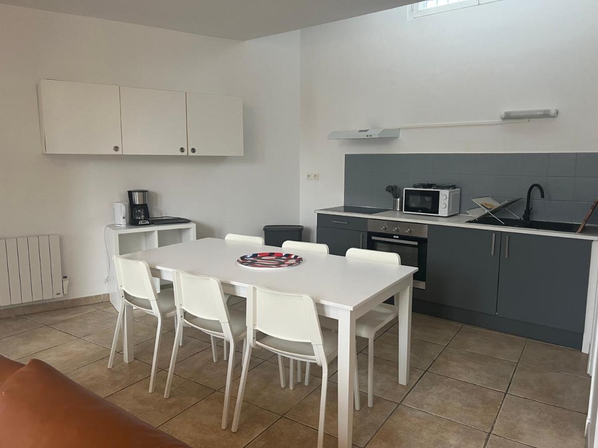 Le Relais De Saint Loup 1 A 66 Personnes Apartman Montereau-faut-Yonne Kültér fotó
